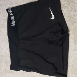 Nike pro spandex shorts size medium black